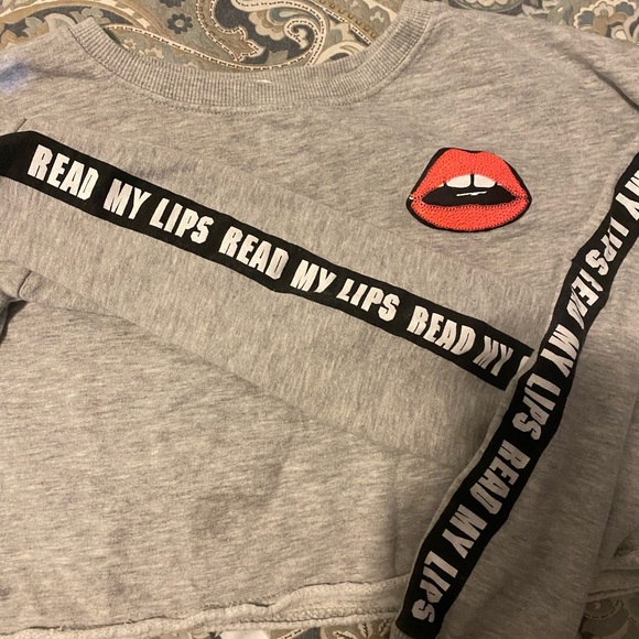 4 cropped sweatshirt EUC. Size XS or Girl size 12 - Picture 6 of 6